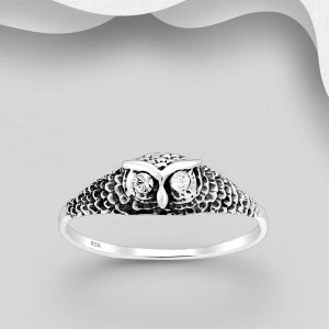 Sterling Ring – Crystal Eyed Owl – Size 10
