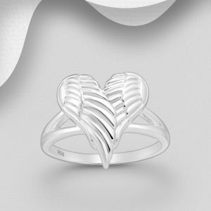 Sterling Ring – Winged Heart – Size 8