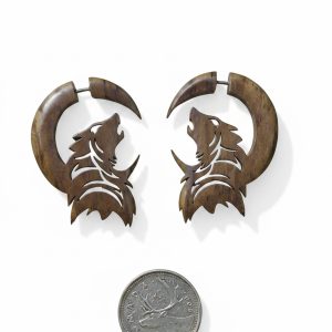 Fake Stretchers – Wild Wolf In Dark Wood